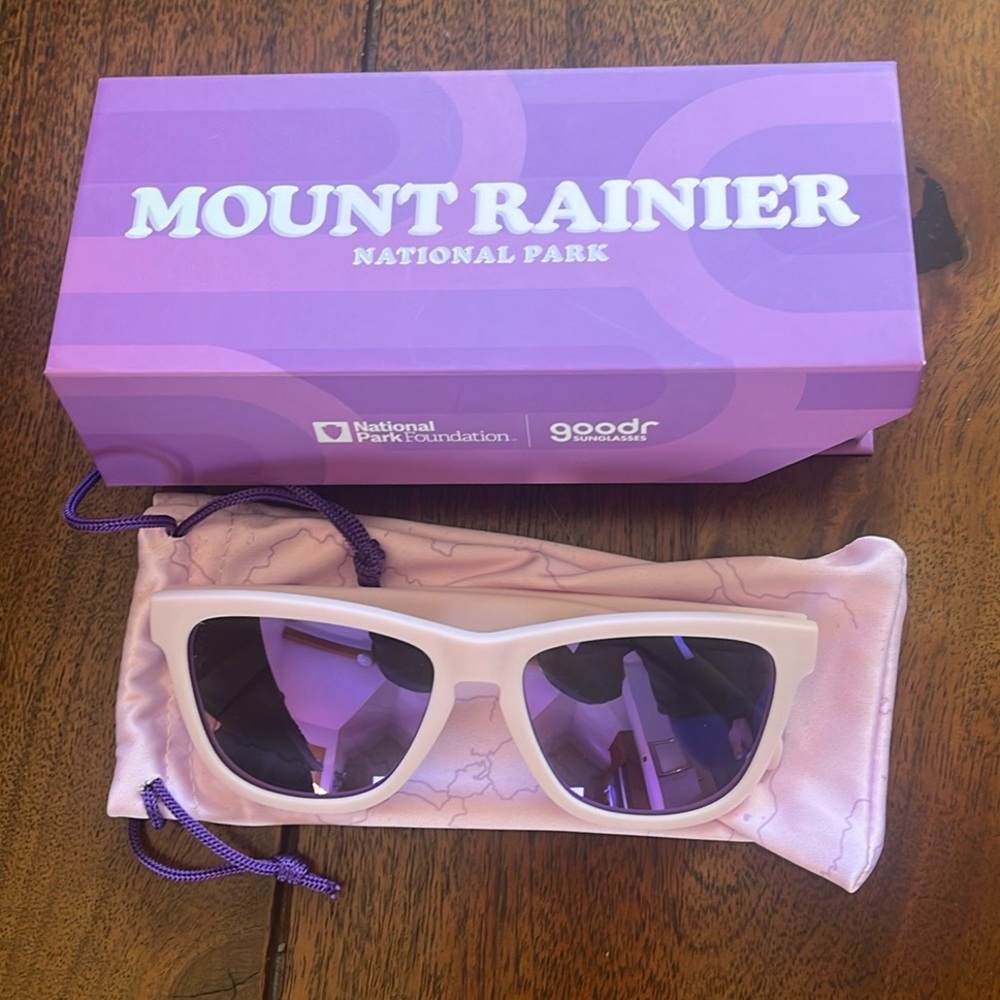Goodr Mount Rainier Sunglasses NWT
